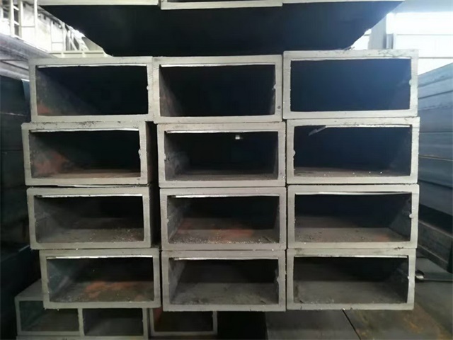 洪江Q235冷拔方管材质特点 适用工程场景分析
